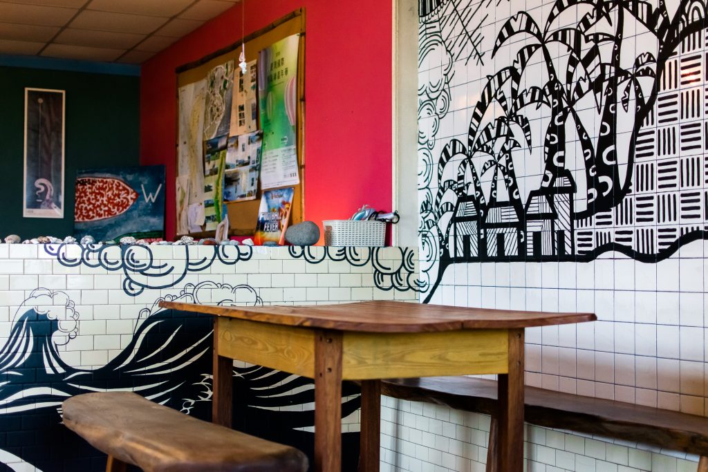Dulan Hostel Surf House Common Area - WaGaLiGong Dulan Surf & SUP House & Bar 哇軋力共都蘭衝浪/立槳/酒吧 Taiwan Taitung Dulan