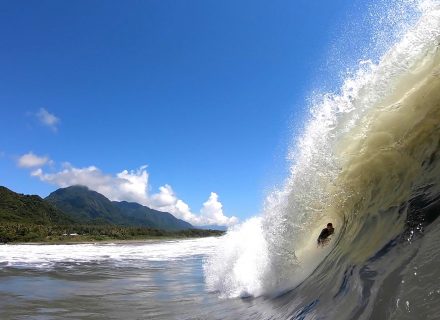 Surf Taiwan - WaGaLiGong Dulan Surf & SUP House & Bar 哇軋力共都蘭衝浪/立槳/酒吧 Taiwan Taitung Dulan