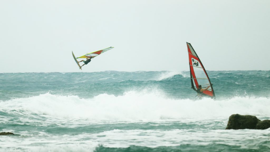 The 2020 Taitung Windsurfing Wave Classic with WaGaLiGong Dulan Surf/SUP House & Bar 哇軋力共都蘭衝浪:立槳:酒吧Windsurf Taiwan Taitung Dulan