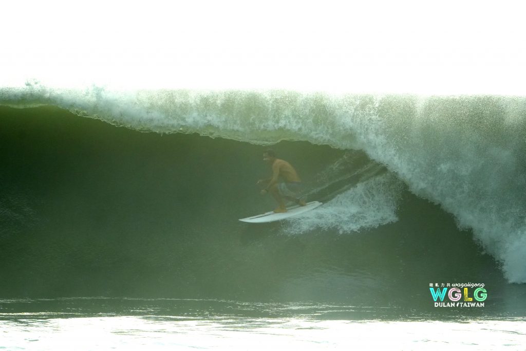 Surf Dulan - WaGaLiGong Dulan Surf & SUP House & Bar 哇軋力共都蘭衝浪/立槳/酒吧 Taiwan Taitung Dulan